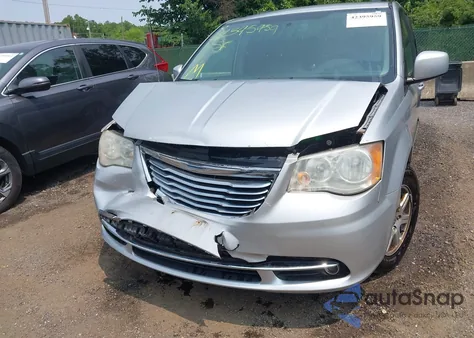 2012 Chrysler Town & Country Touring из США, поврежденный, VIN 2C4RC1BG8CR313807